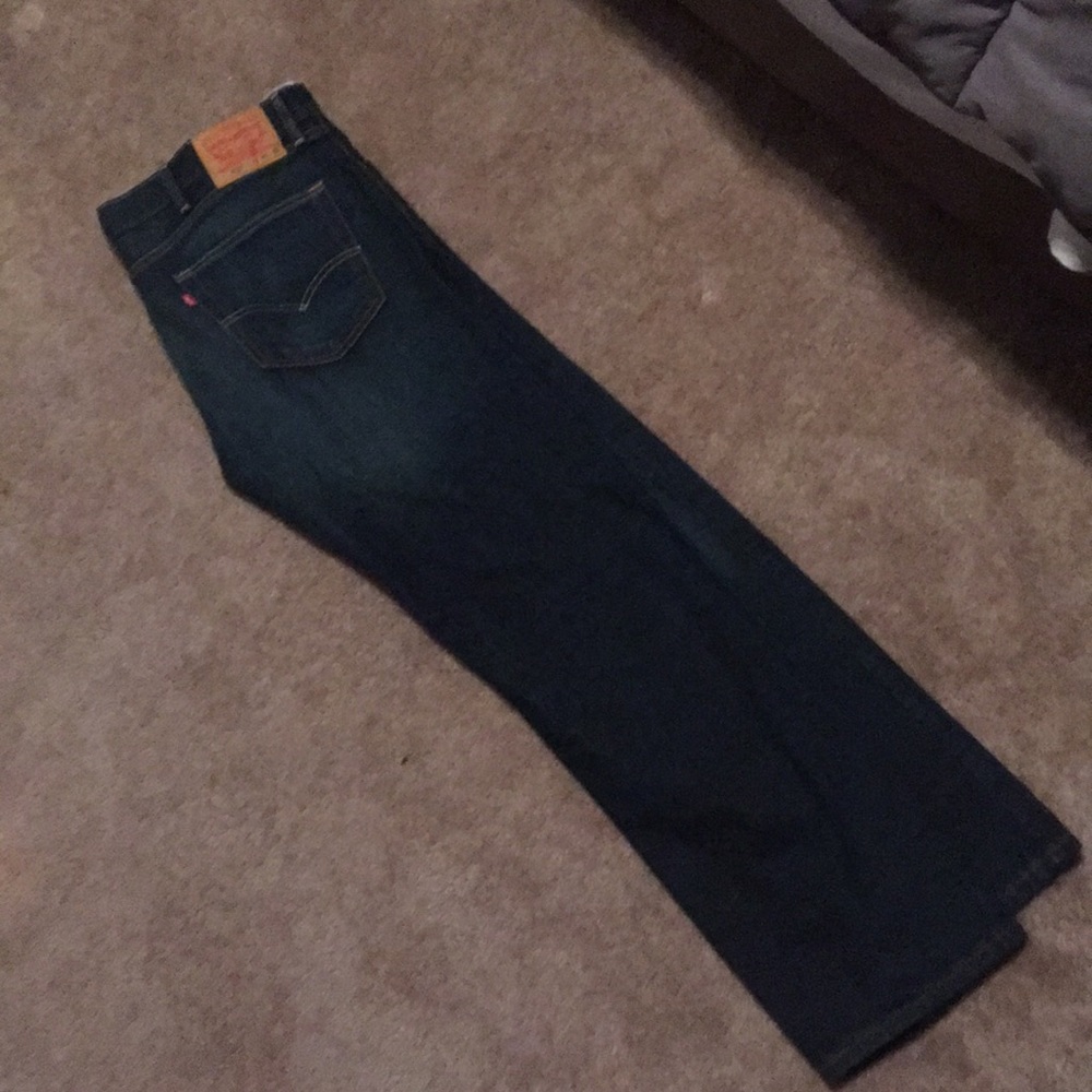 Levi’s red tab 505 men’s jeans-like new!